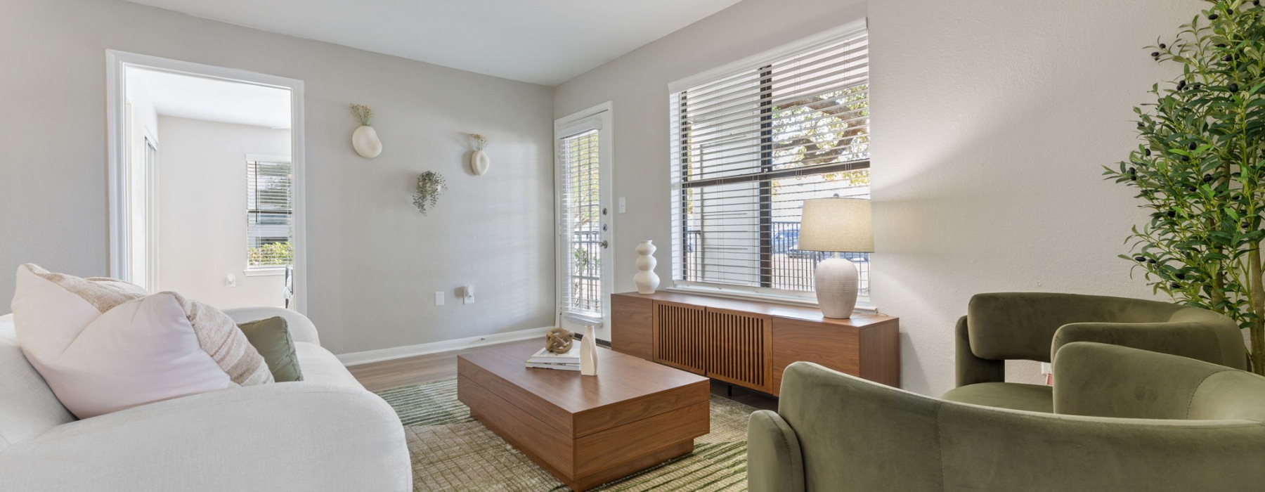 Bright and airy living space perfect for entertaining or unwinding